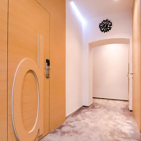 بيت ضيافة Bed & Atmosphere 4*