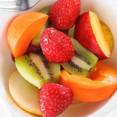 베드 앤 애트모스피어 룸스 게스트하우스 4*